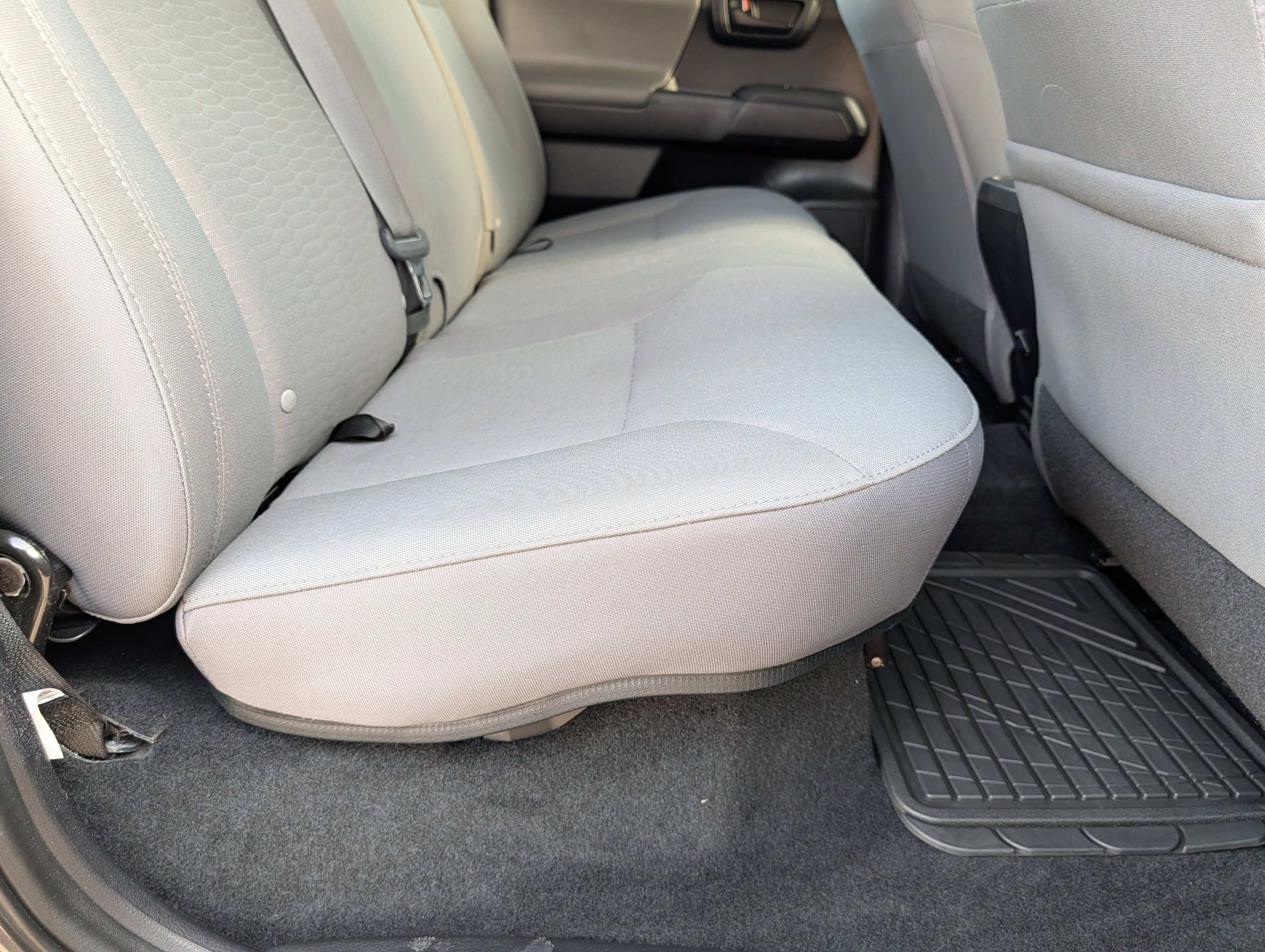 Used 2019 Toyota Tacoma SR w/ SR Convenience Package image 23