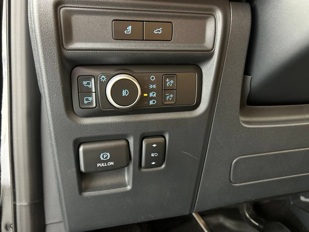 Used 2022 Ford Expedition Max Platinum AWD/4WD image 15