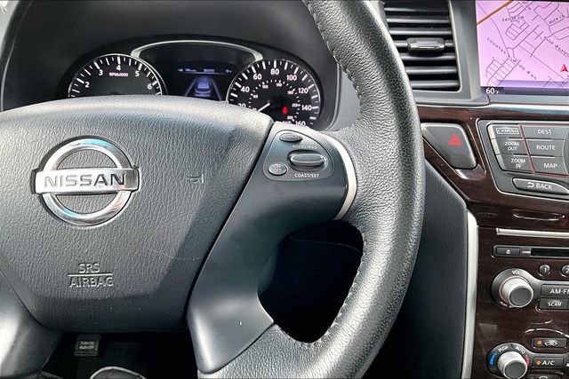 Used 2013 Nissan Pathfinder Platinum AWD/4WD image 12