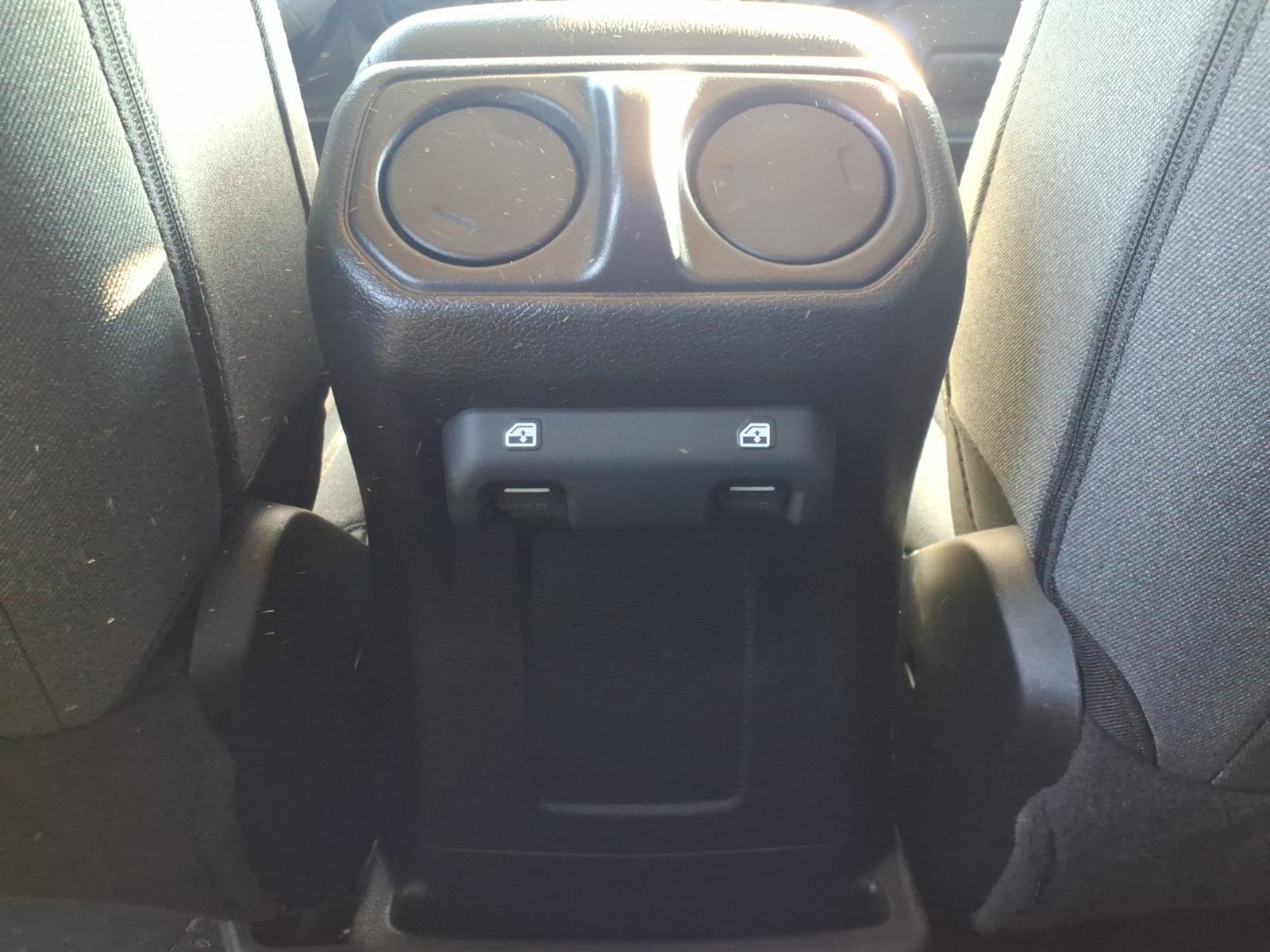 Used 2024 Jeep Wrangler Unlimited AWD/4WD image 14