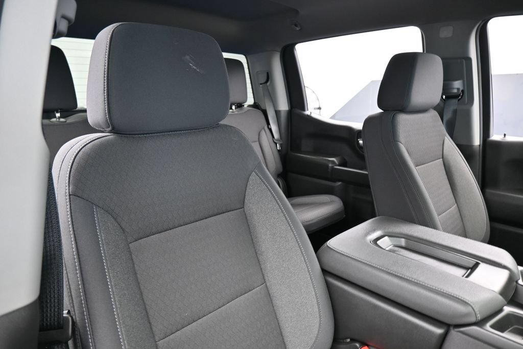 Used 2025 Chevrolet Silverado 1500 Custom w/ Turbomax Blackout Package AWD/4WD image 37