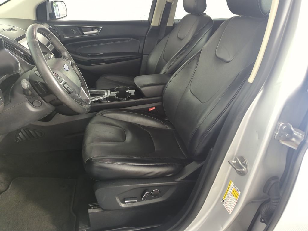 Used 2018 Ford Edge Titanium w/ Equipment Group 301A image 12