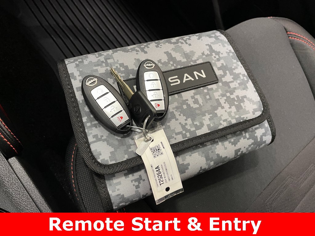 Used 2024 Nissan Frontier PRO-4X w/ Pro Convenience Package image 7