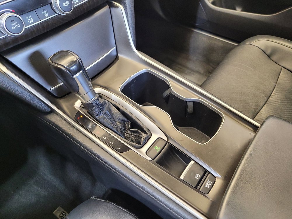 Used 2018 Honda Accord EX-L image 26