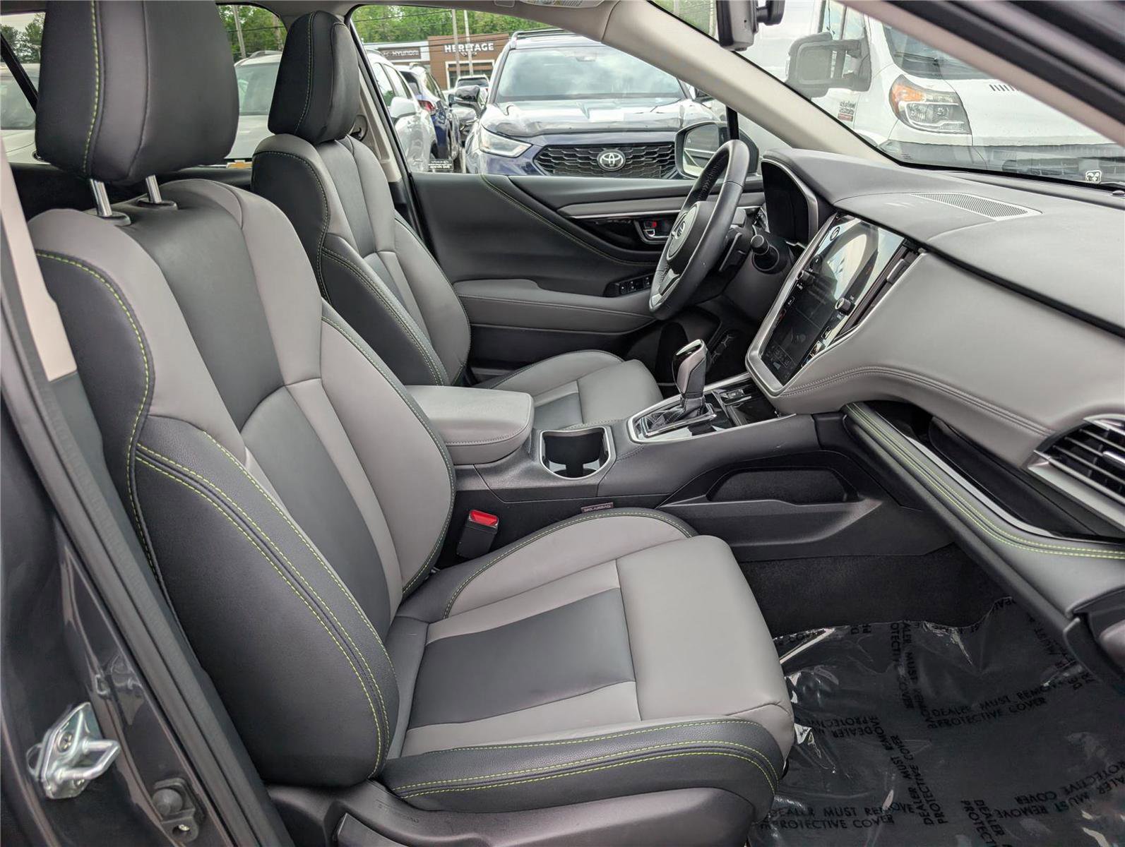 Used 2023 Subaru Outback Onyx Edition AWD/4WD image 12
