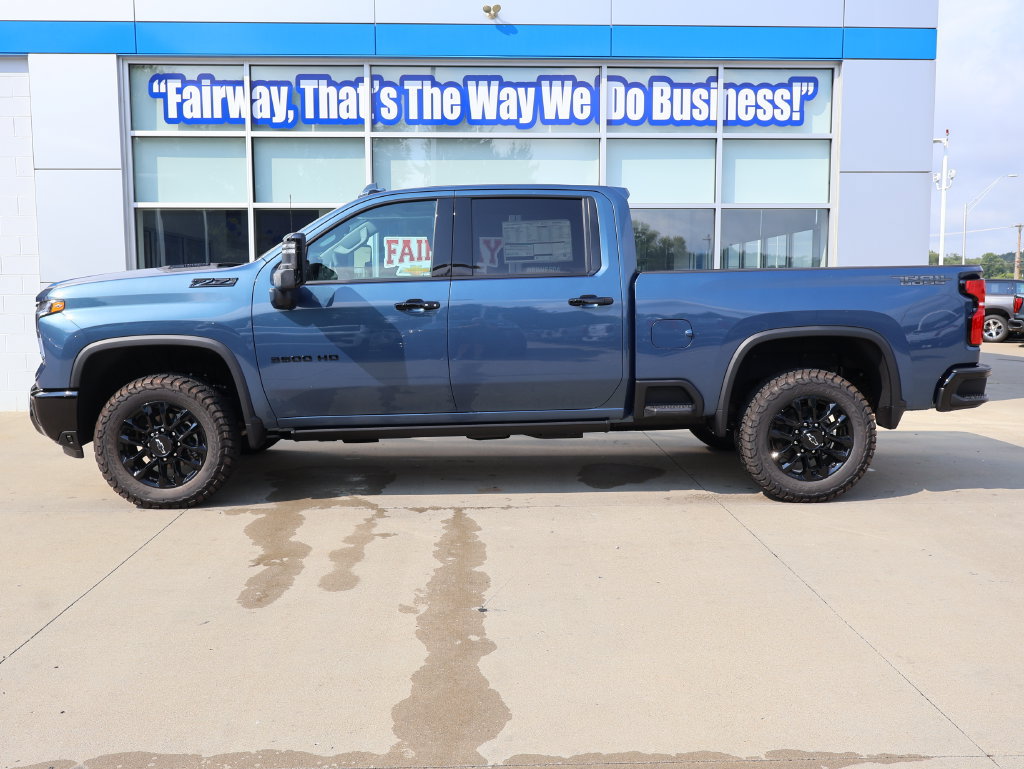 New 2026 Chevrolet Silverado 3500 LTZ w/ LTZ Plus Package AWD/4WD image 7