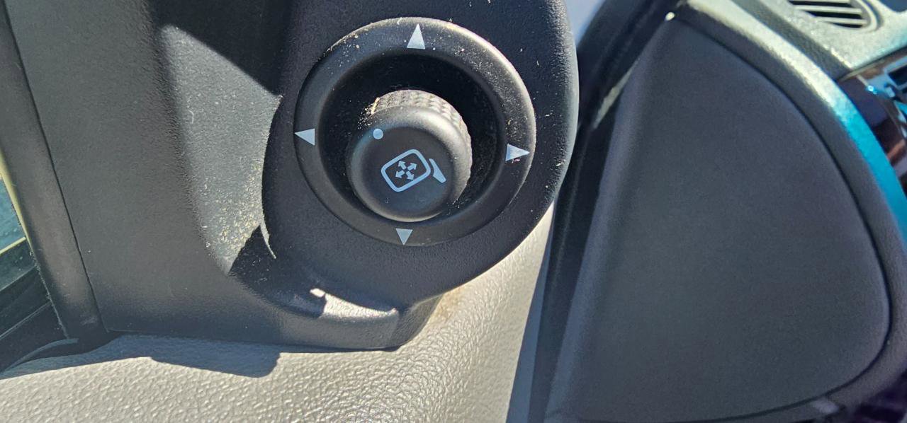 Used 2007 Ford Five Hundred SEL image 28