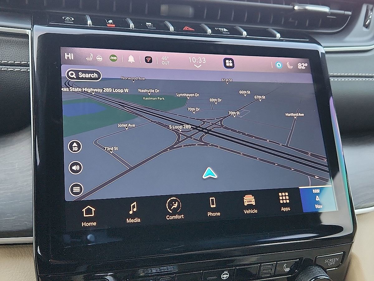 Used 2025 Jeep Grand Cherokee L Limited AWD/4WD image 9