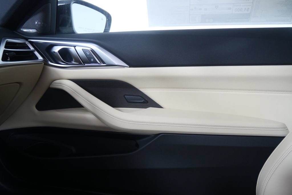 Used 2027 BMW 430i Coupe w/ M Sport Package RWD image 18