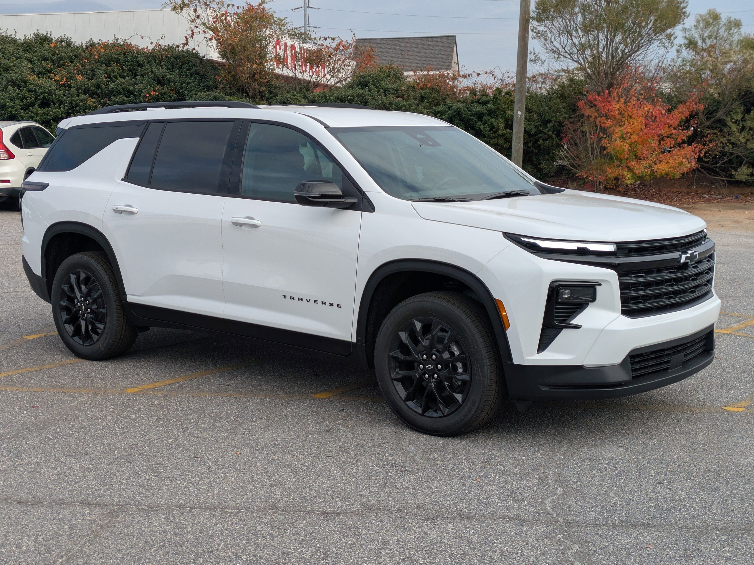 New 2026 Chevrolet Traverse LT w/ Midnight/Sport Edition image 2
