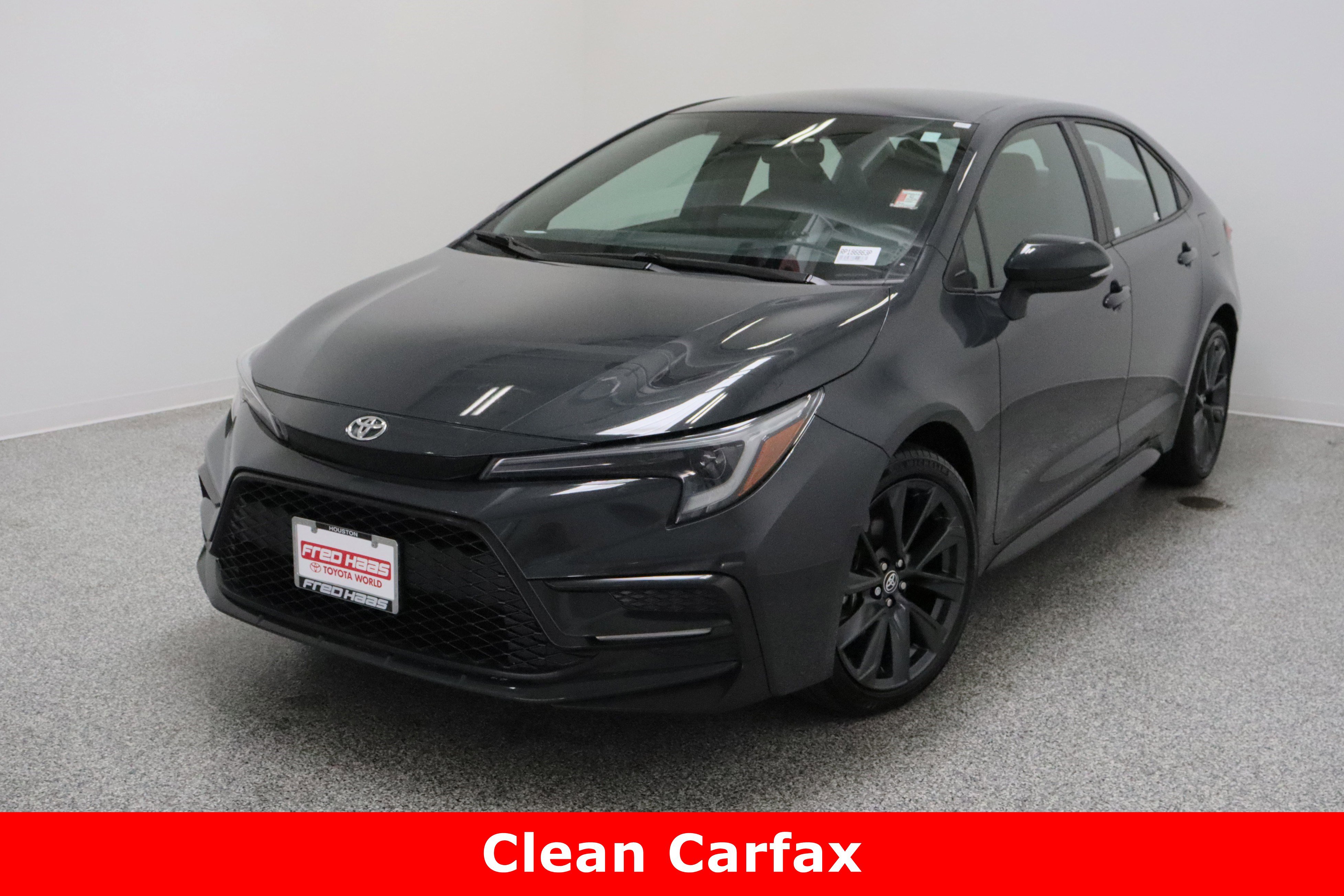 Used 2024 Toyota Corolla SE image 2