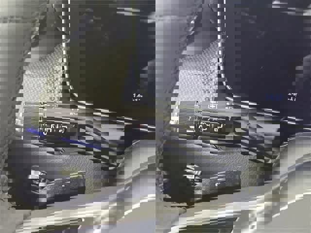 Certified 2025 Mercedes-Benz GLC 300 4MATIC image 51