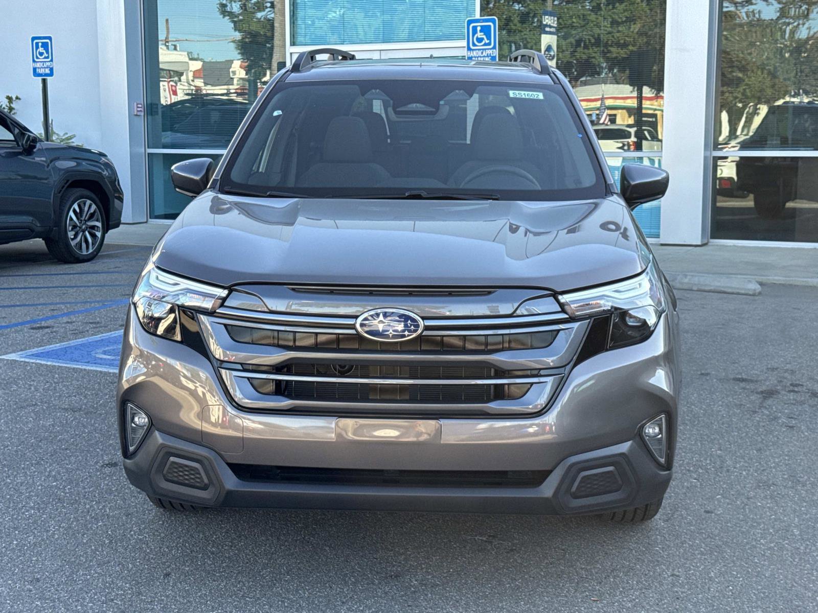 New 2025 Subaru Forester Premium w/ Convenience Package #1 video 2