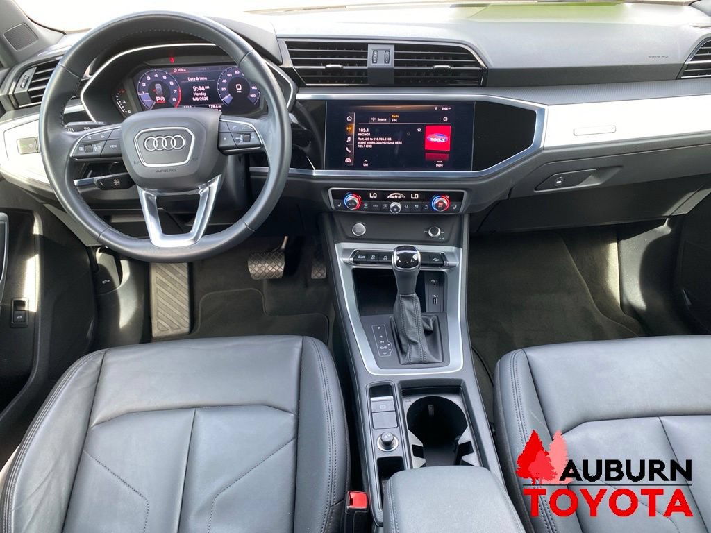 Used 2020 Audi Q3 2.0T Premium w/ Convenience Package AWD/4WD image 24