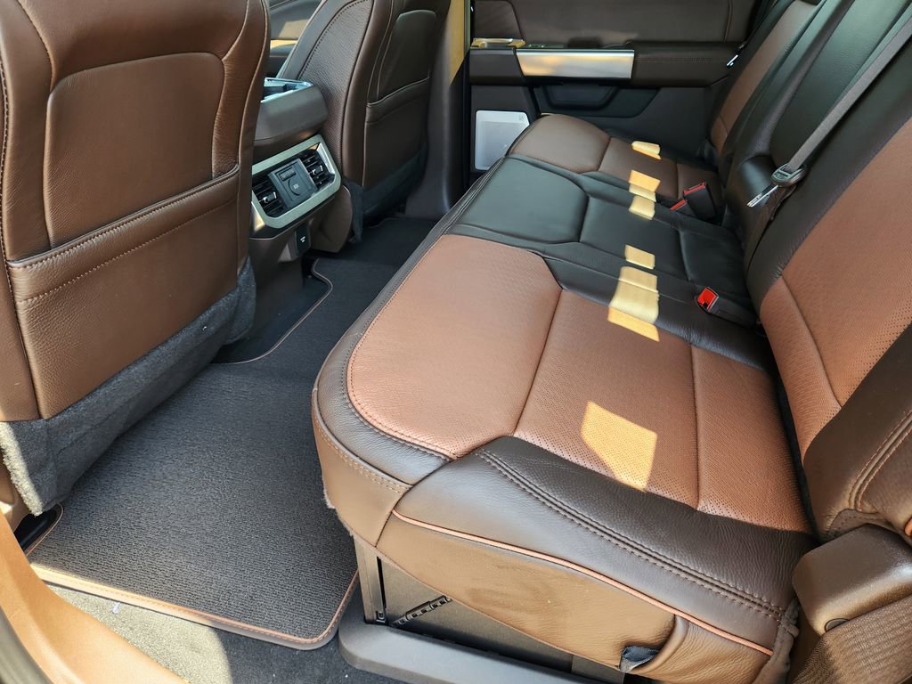 New 2026 Ford F350 4x4 Crew Cab DRW Super Duty image 20