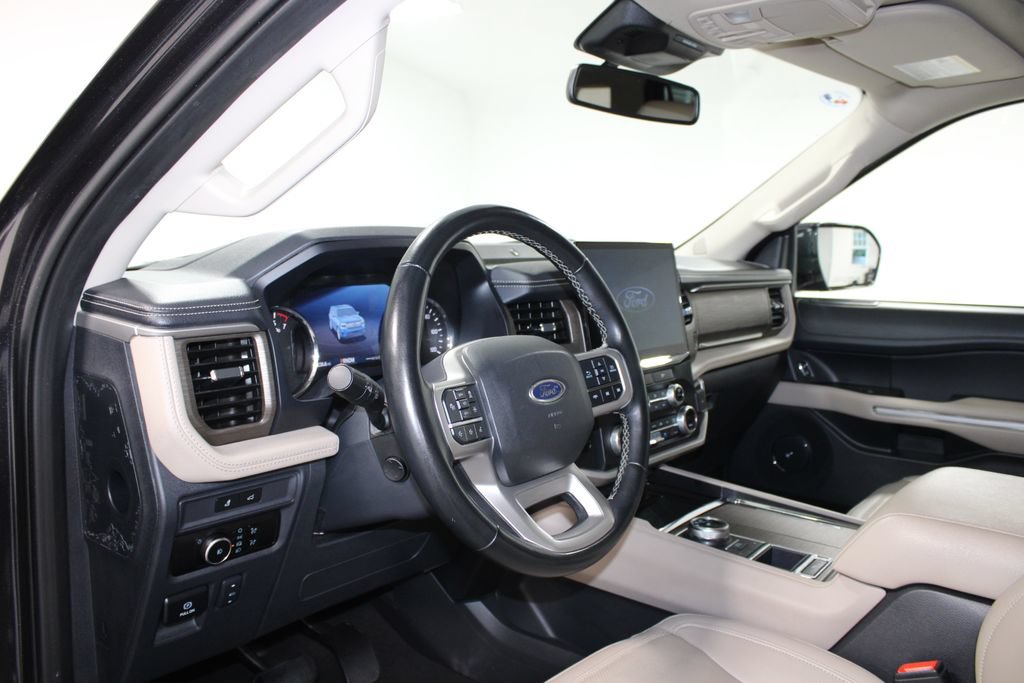 Used 2024 Ford Expedition Limited RWD image 24