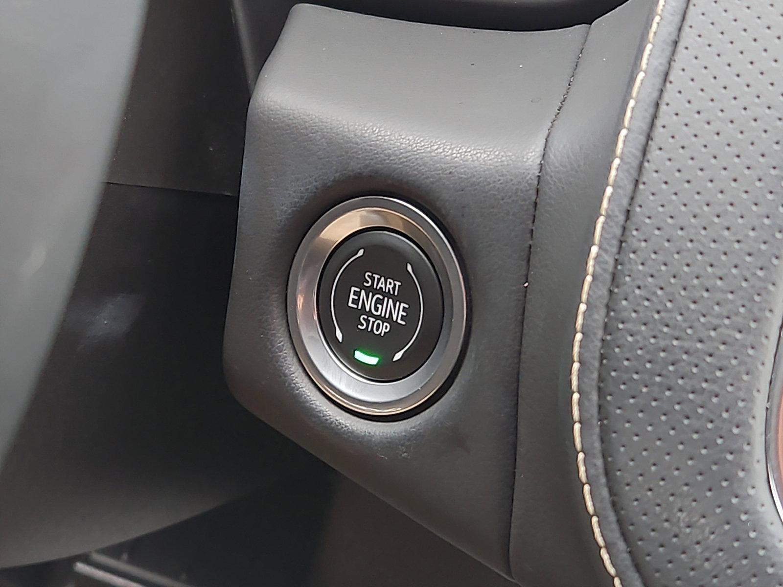 Certified 2024 GMC Yukon XL SLT image 22