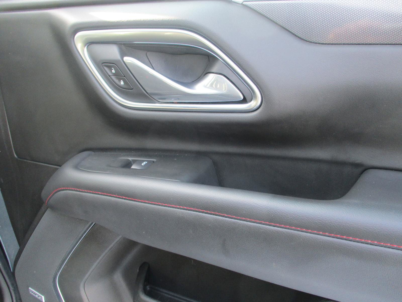 Used 2021 Chevrolet Tahoe RST AWD/4WD image 17
