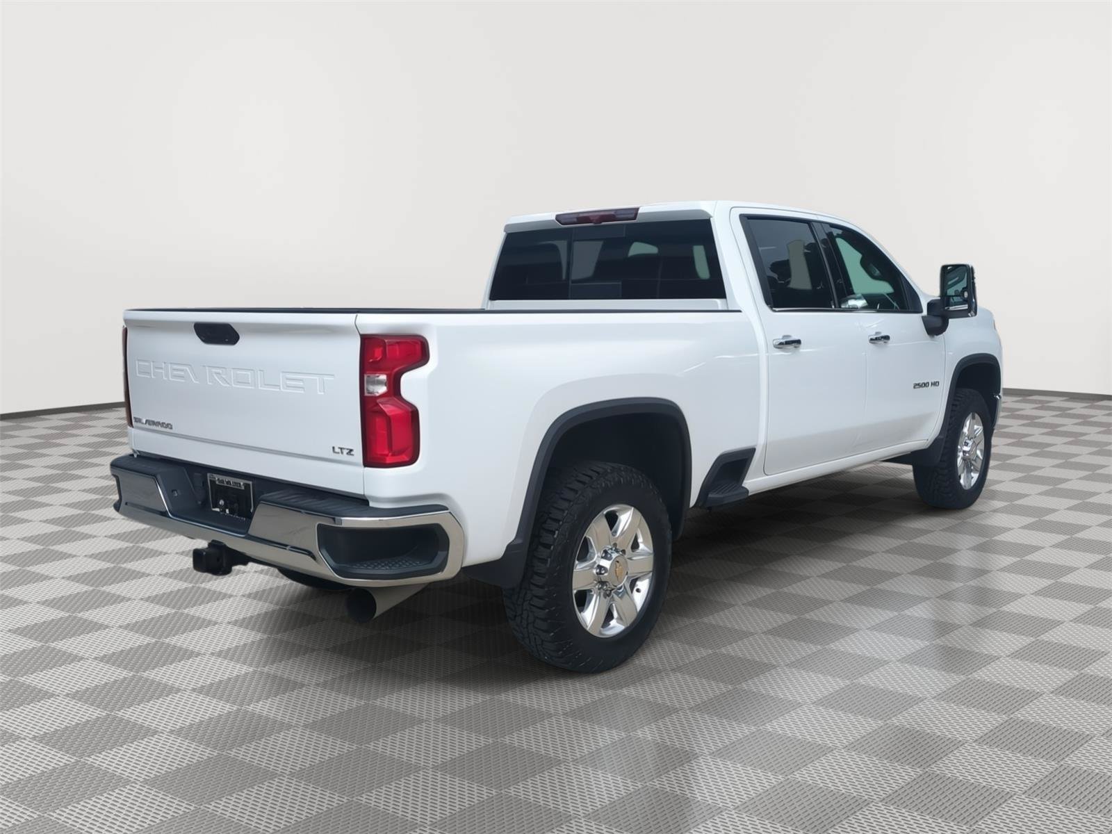Used 2022 Chevrolet Silverado 2500 LTZ AWD/4WD image 5