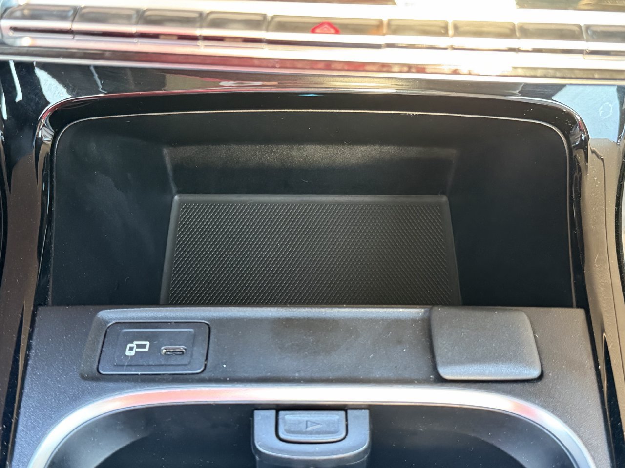 Used 2023 Mercedes-Benz CLA 250 4MATIC w/ Premium Package image 6
