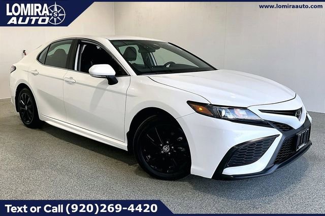 Used 2024 Toyota Camry SE