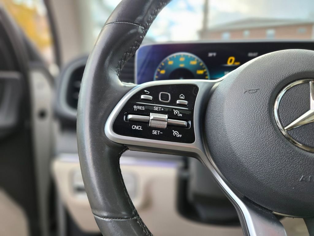 Used 2020 Mercedes-Benz GLE 350 4MATIC image 26