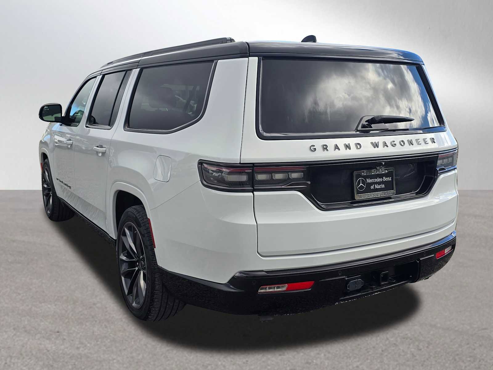 Used 2024 Jeep Grand Wagoneer L Series III w/ Quick Order Packagew 28T image 5