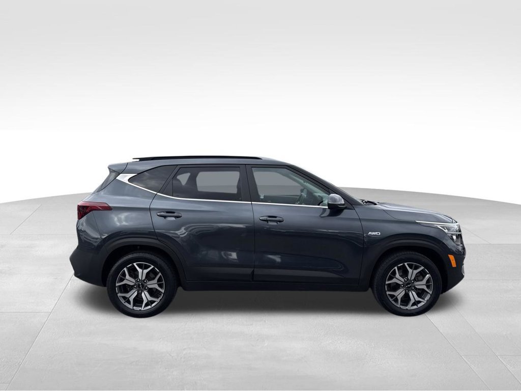 Certified 2022 Kia Seltos EX AWD/4WD image 6