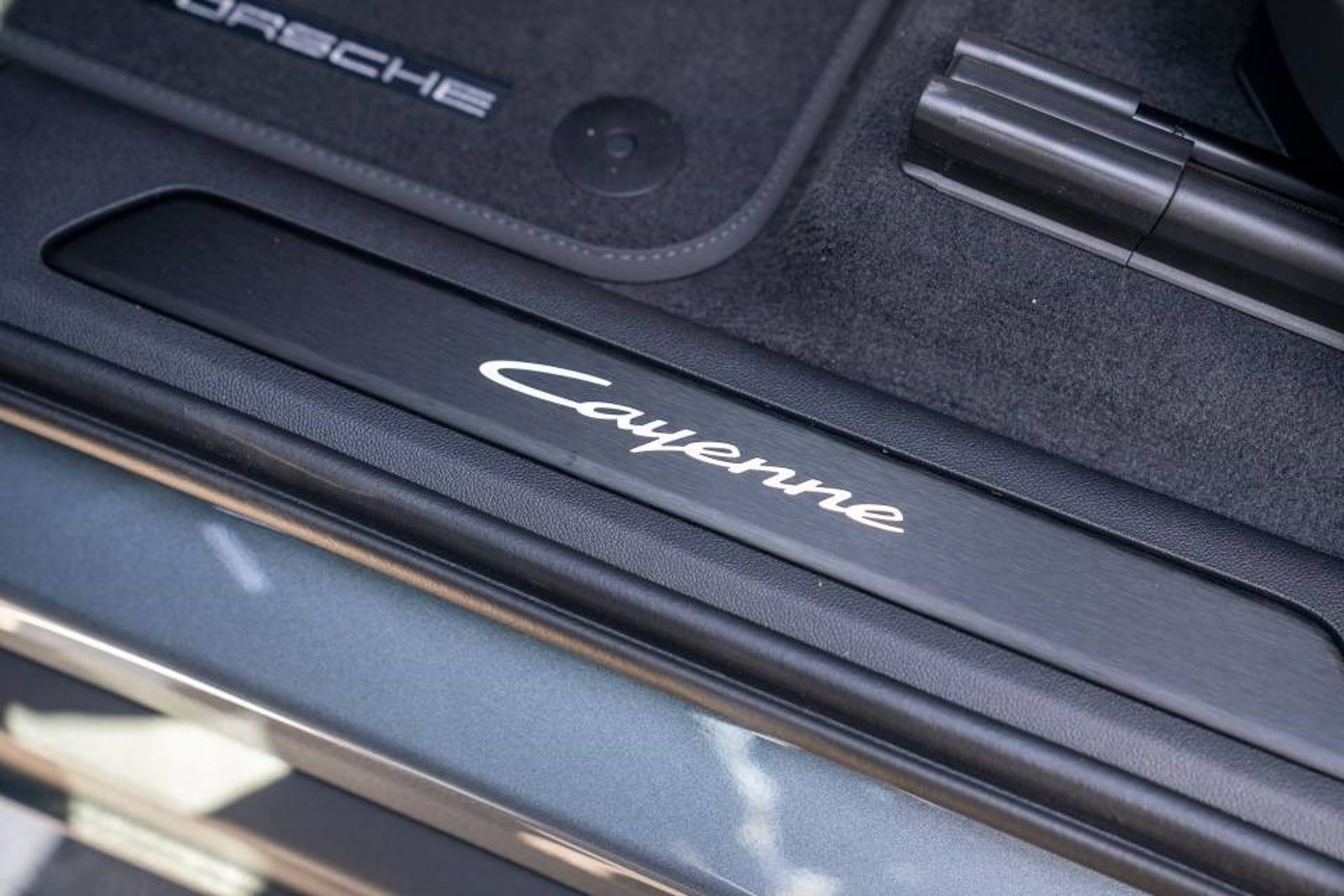 New 2026 Porsche Cayenne AWD/4WD image 13