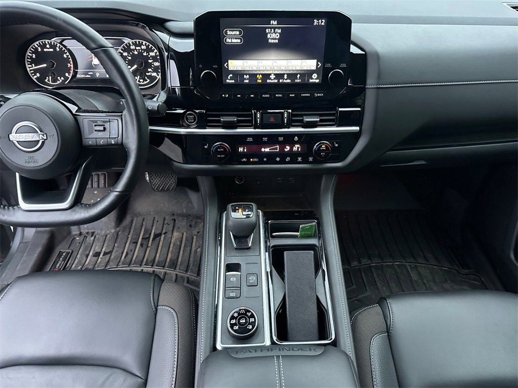 Used 2023 Nissan Pathfinder SL image 15