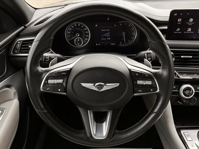 Used 2022 Genesis G70 2.0T image 13