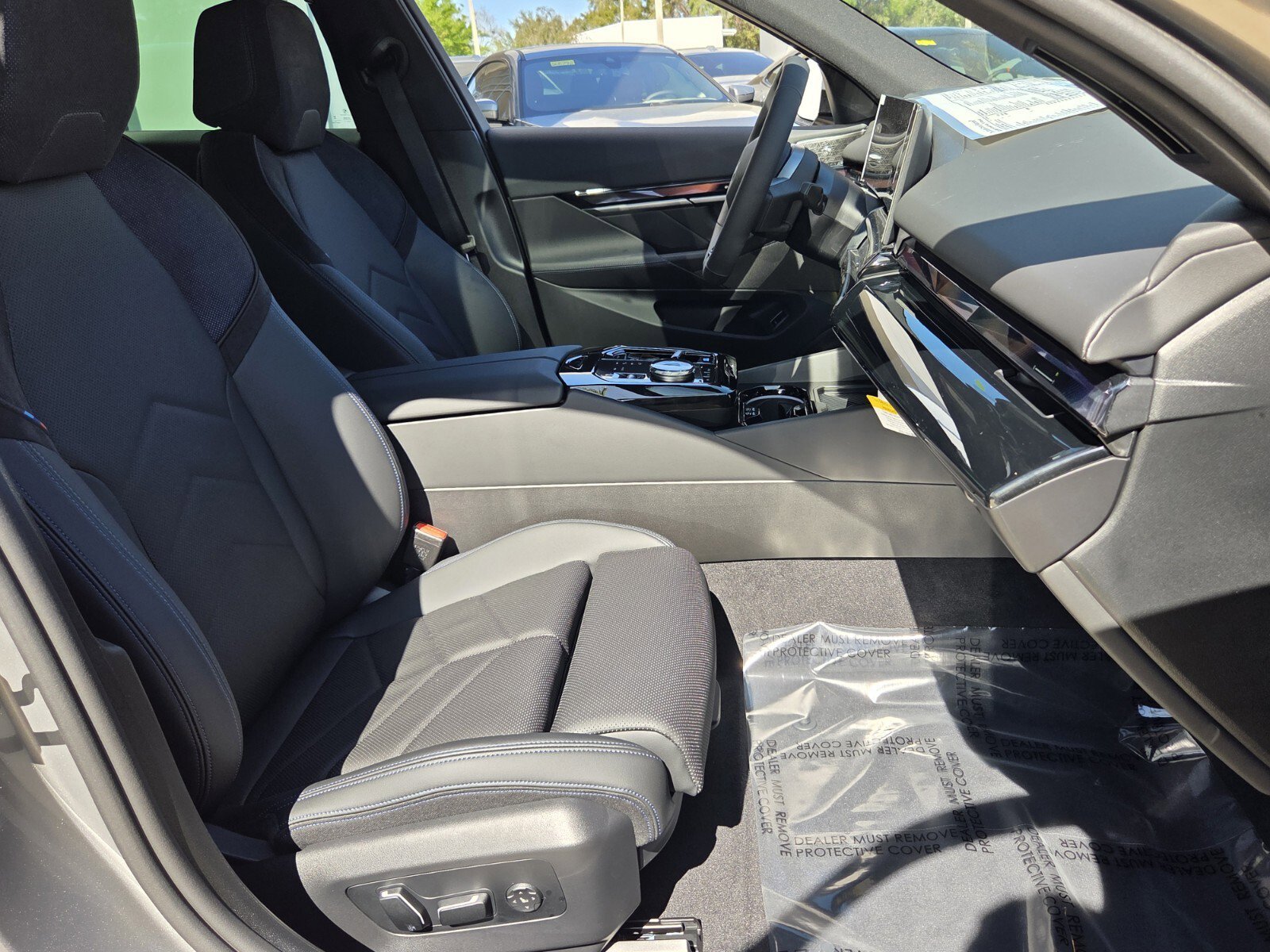 New 2026 BMW i5 eDrive40 w/ M Sport Package image 15