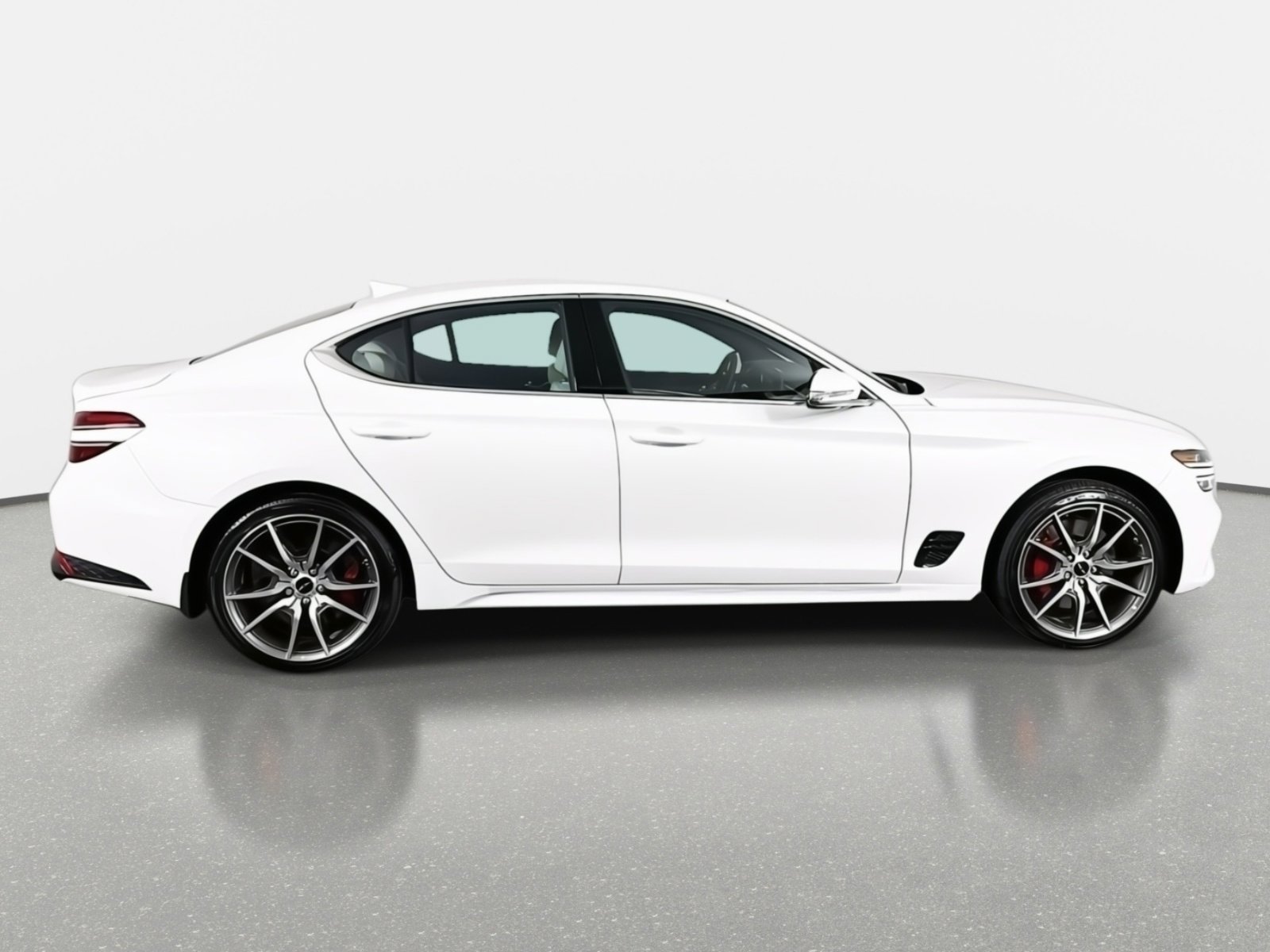 New 2025 Genesis G70 2.5T image 8