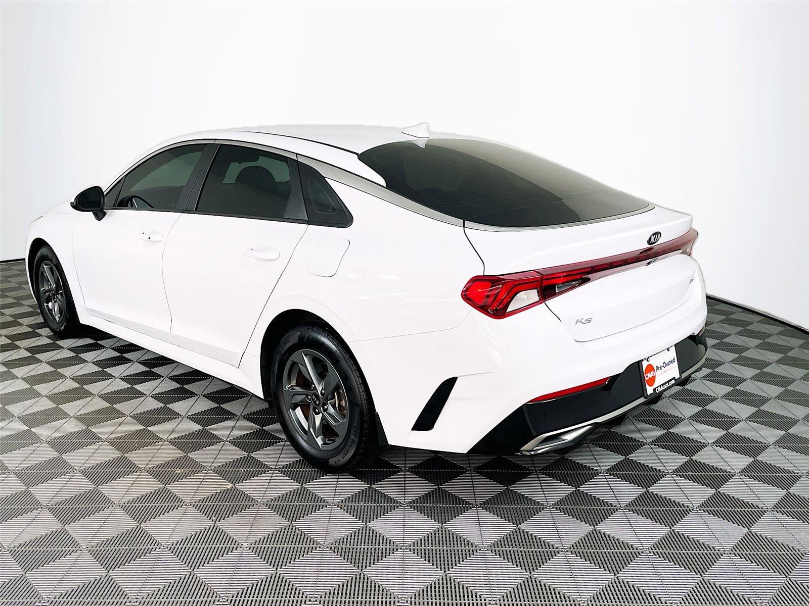 Used 2021 Kia K5 LXS image 6