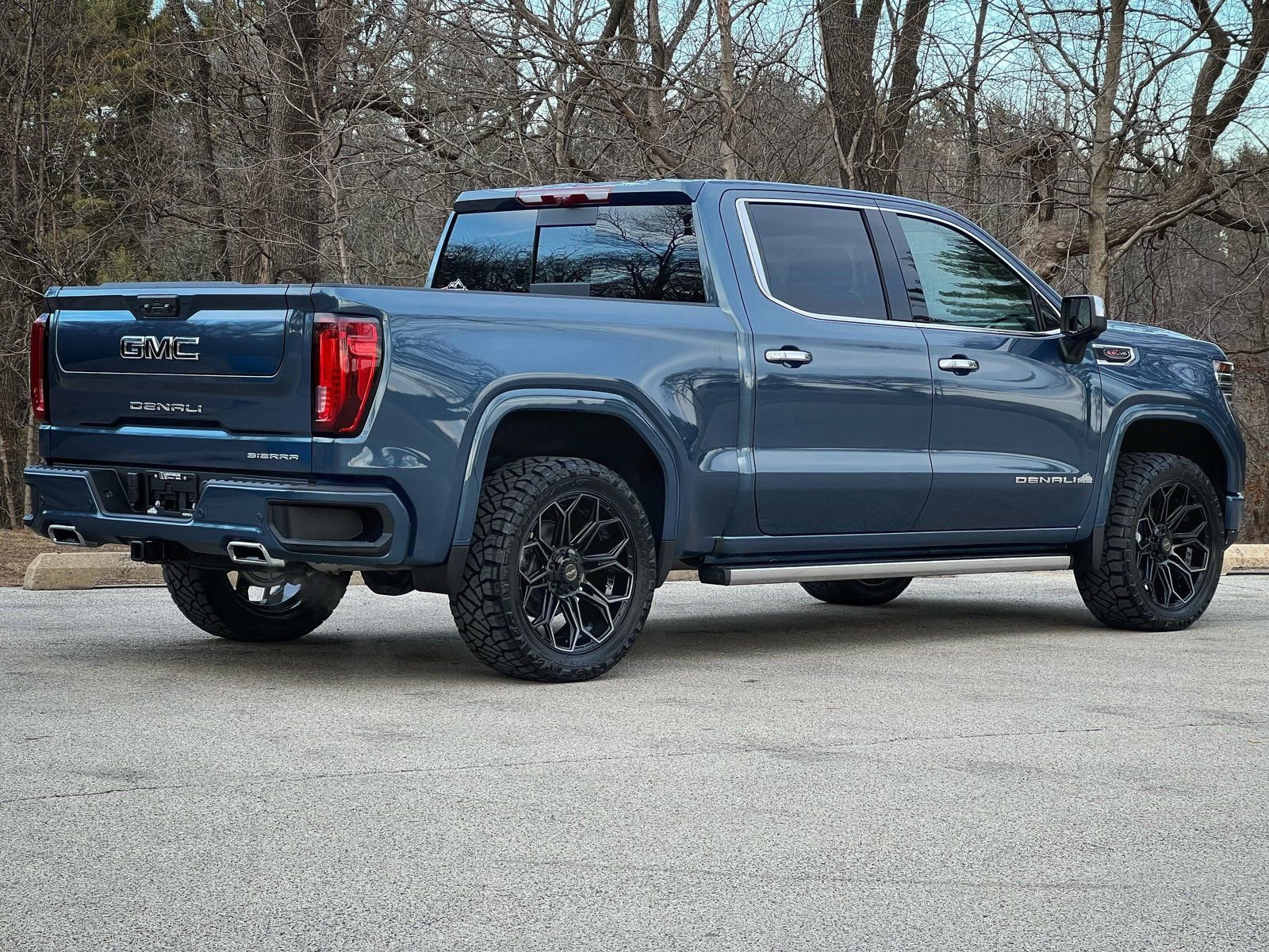 New 2026 GMC Sierra 1500 Denali w/ Denali Reserve Package image 3