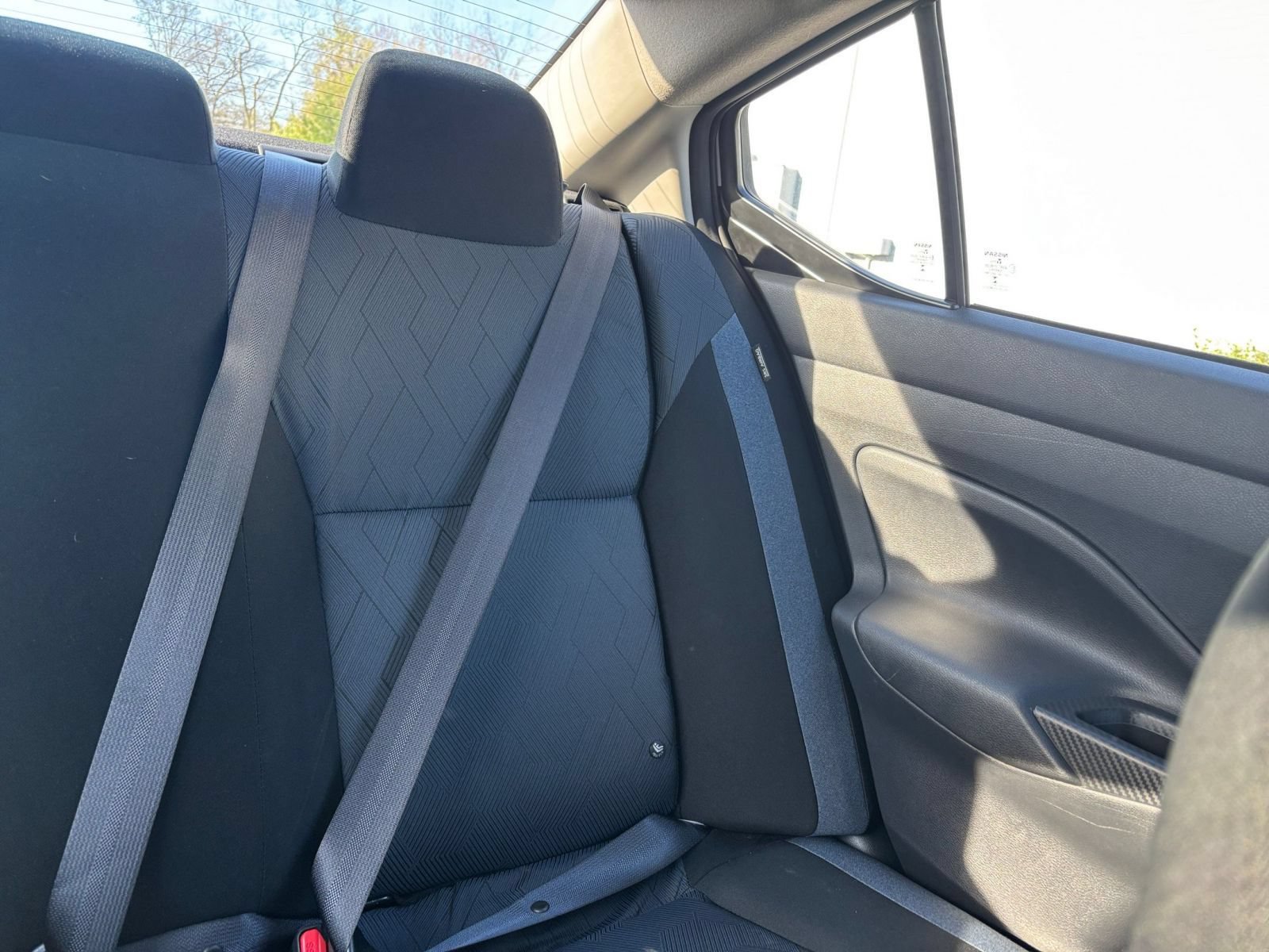 Used 2025 Nissan Versa SV FWD image 35