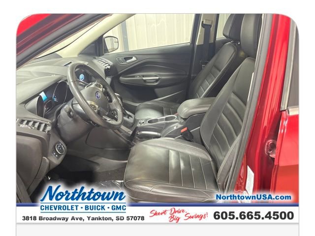 Used 2016 Ford Escape Titanium image 10