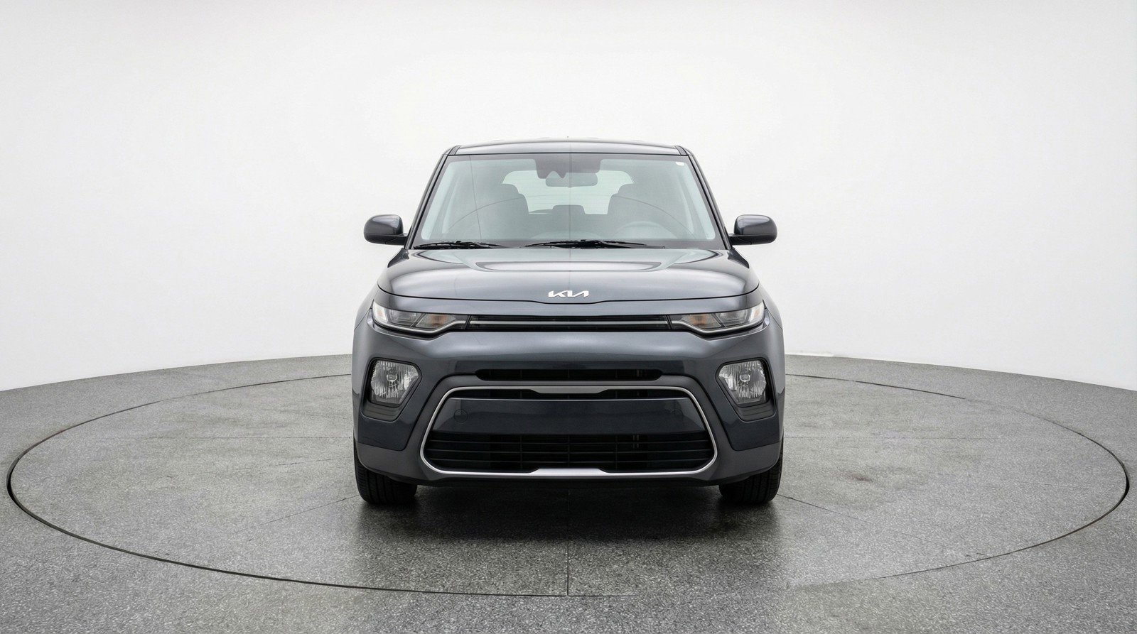 Used 2025 Kia Soul LX w/ LX Technology Package image 2