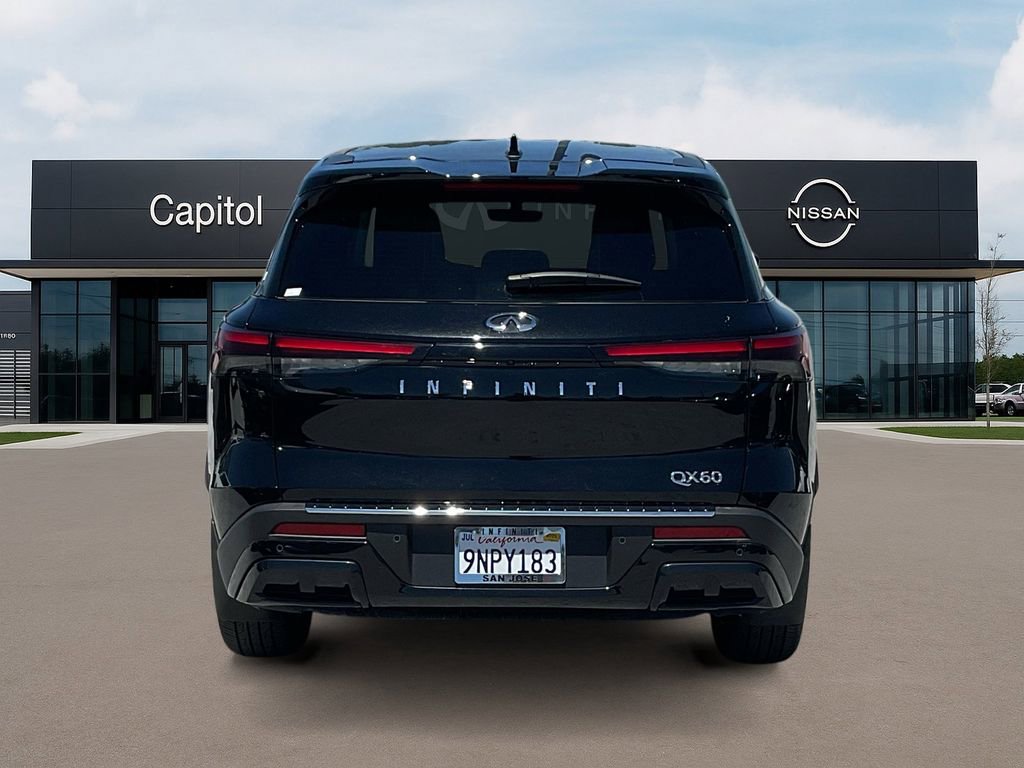 Used 2024 INFINITI QX60 Pure w/ Cargo Package image 6