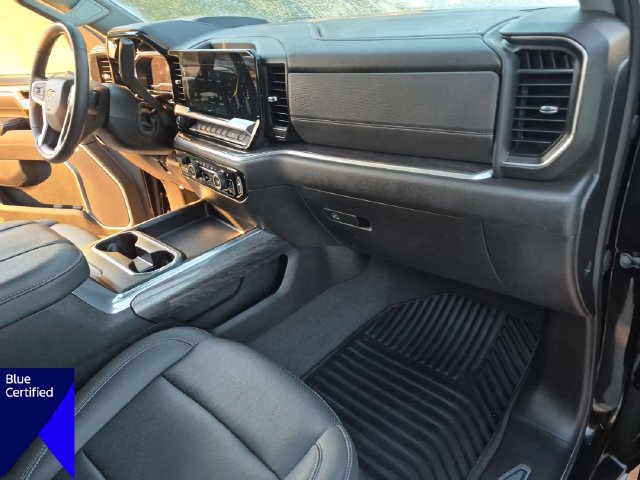 Used 2025 Chevrolet Silverado 2500 LTZ w/ LTZ Plus Package AWD/4WD image 36