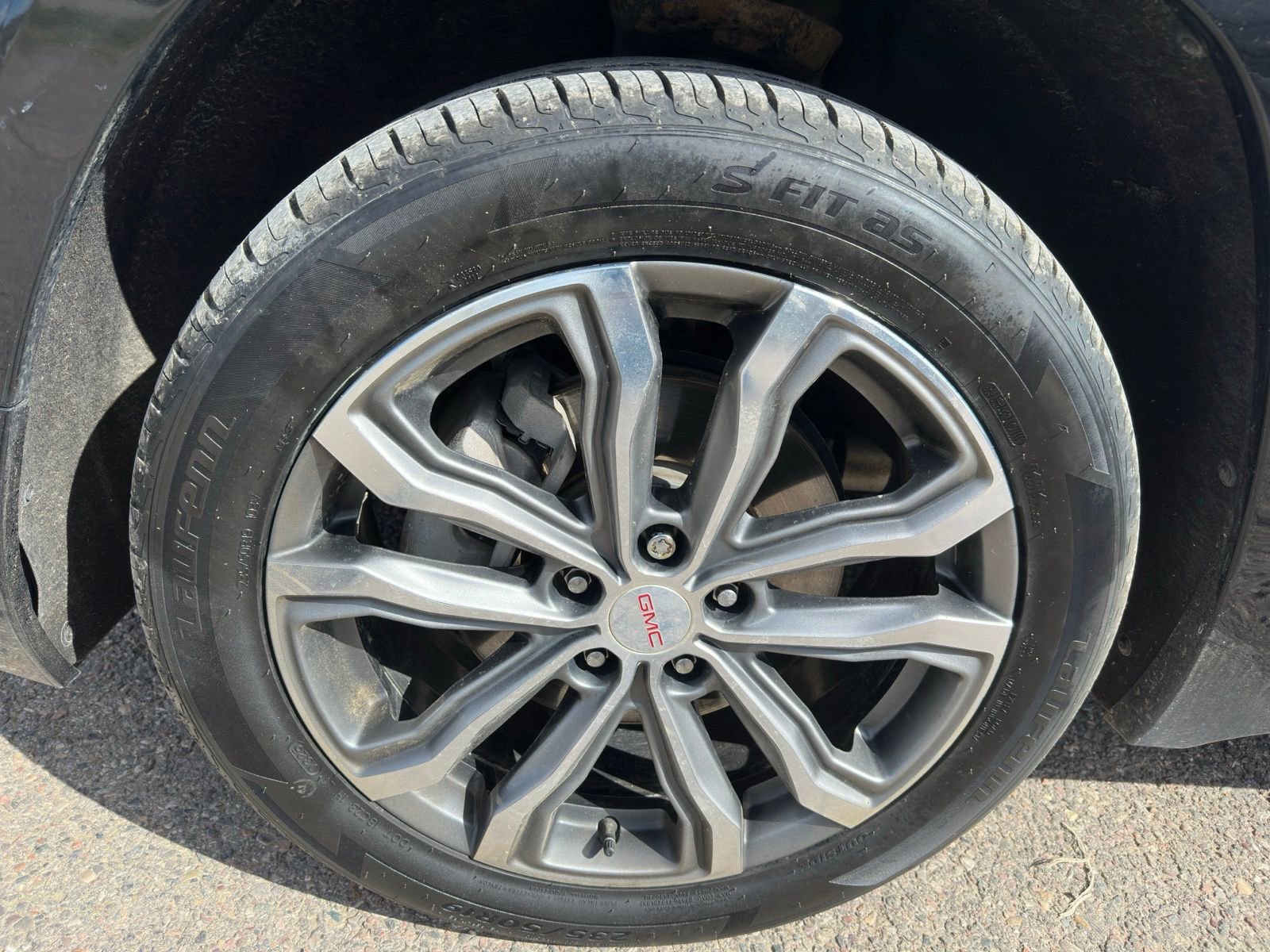Used 2020 GMC Terrain Denali w/ GMC Pro Grade Package AWD/4WD image 35