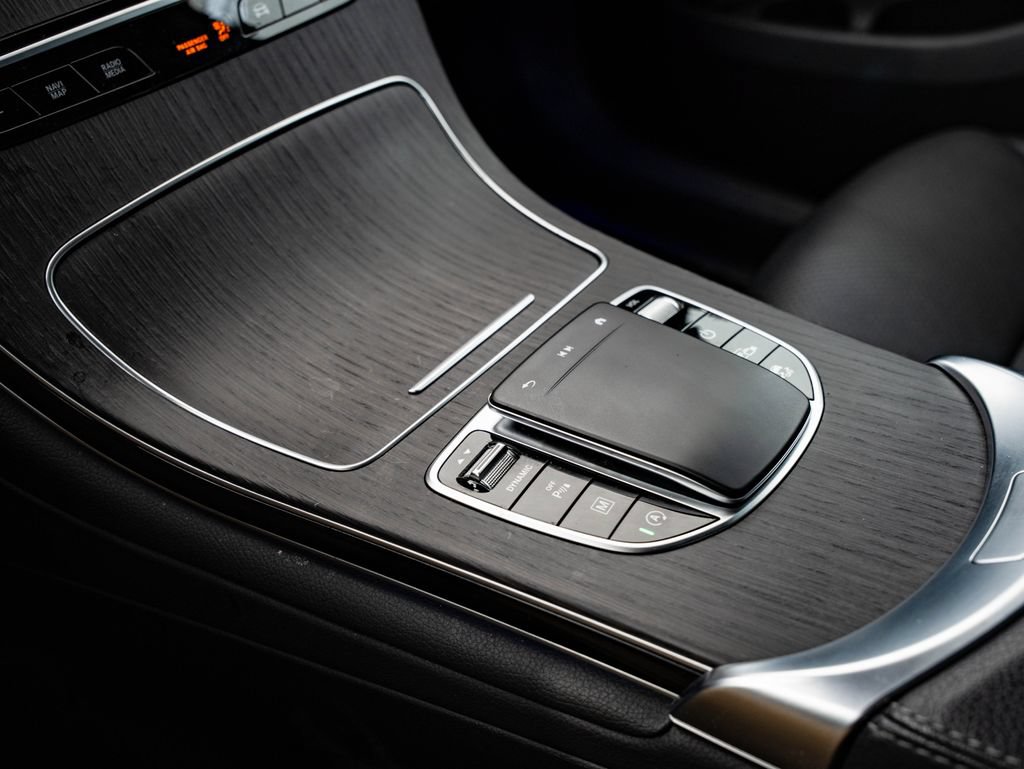 Certified 2022 Mercedes-Benz GLC 300 4MATIC image 37