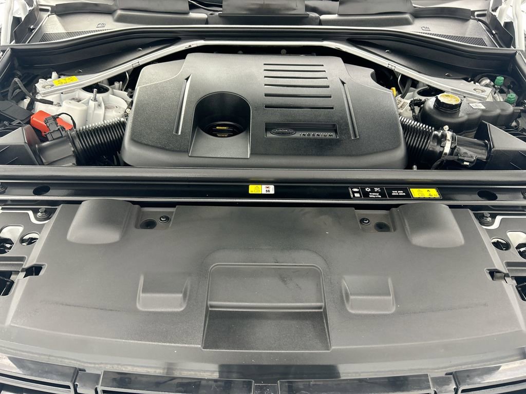 Certified 2024 Land Rover Range Rover Sport SE image 28