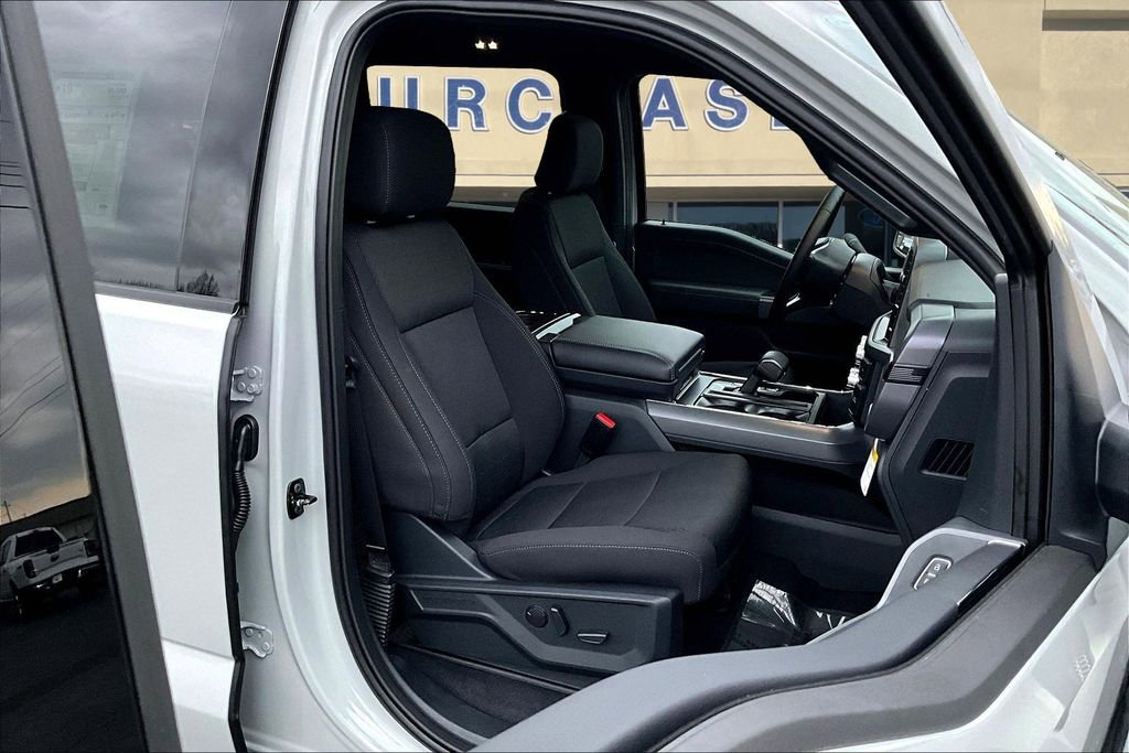New 2026 Ford F150 XLT w/ Equipment Group 302A MID image 11