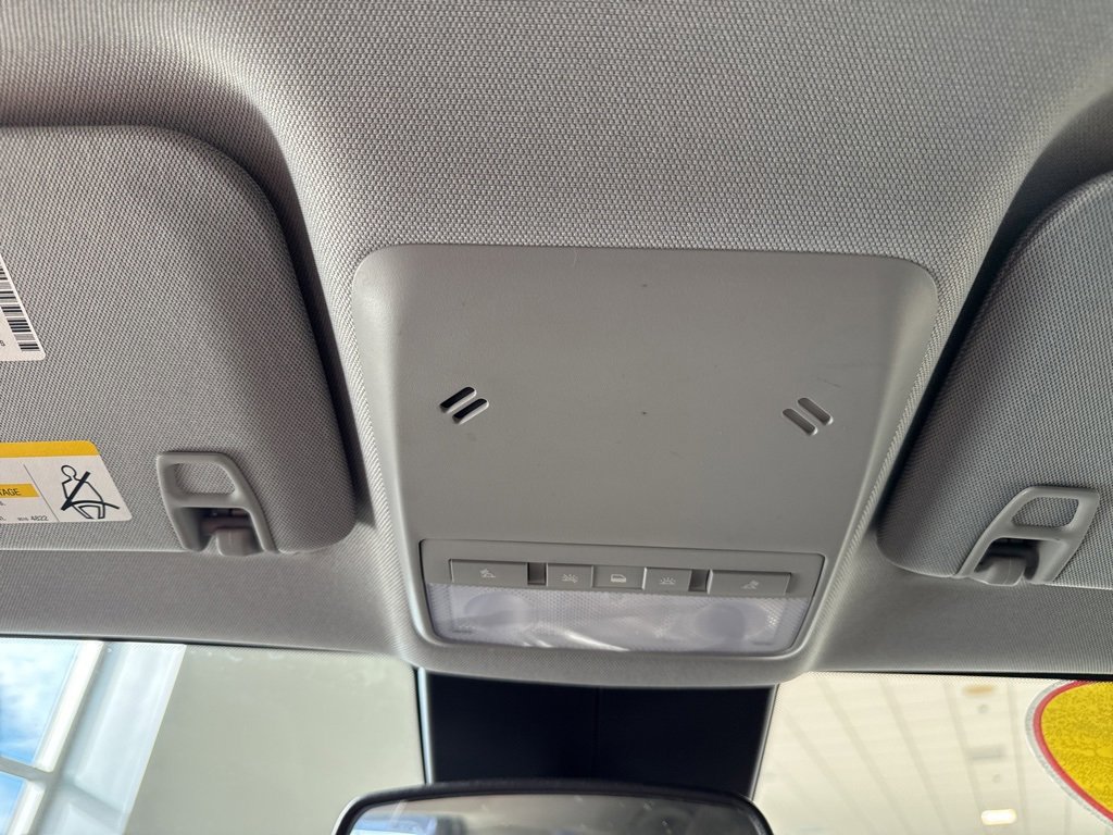 Used 2017 Chevrolet Trax LT w/ LT Convenience Package image 30