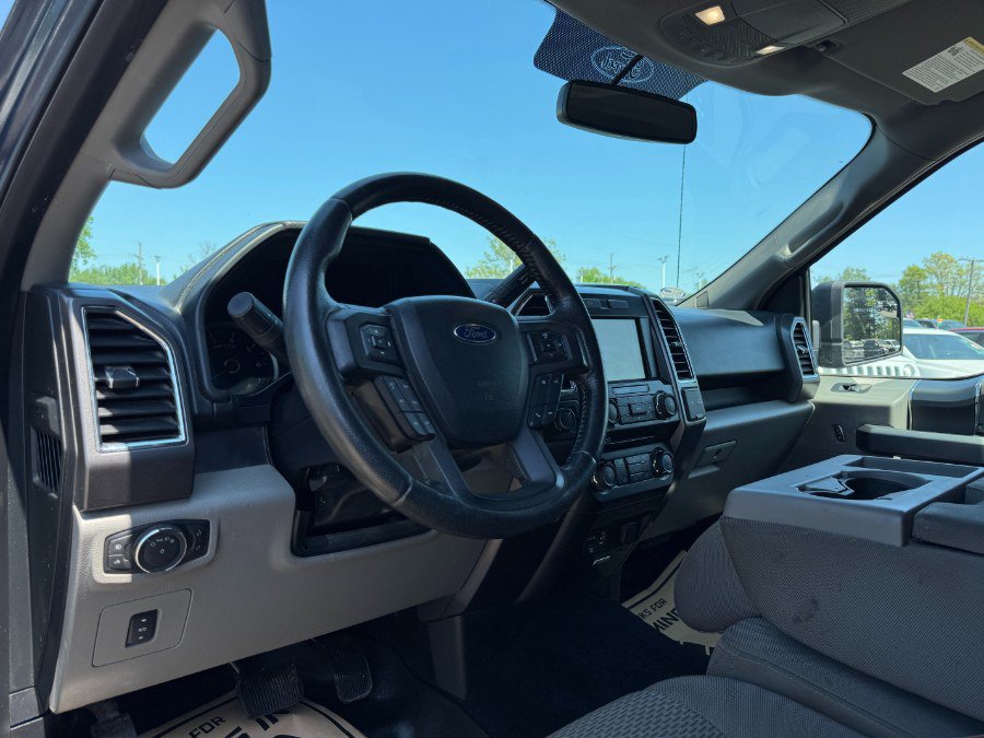 Used 2015 Ford F150 XLT w/ Equipment Group 302A Luxury AWD/4WD image 14