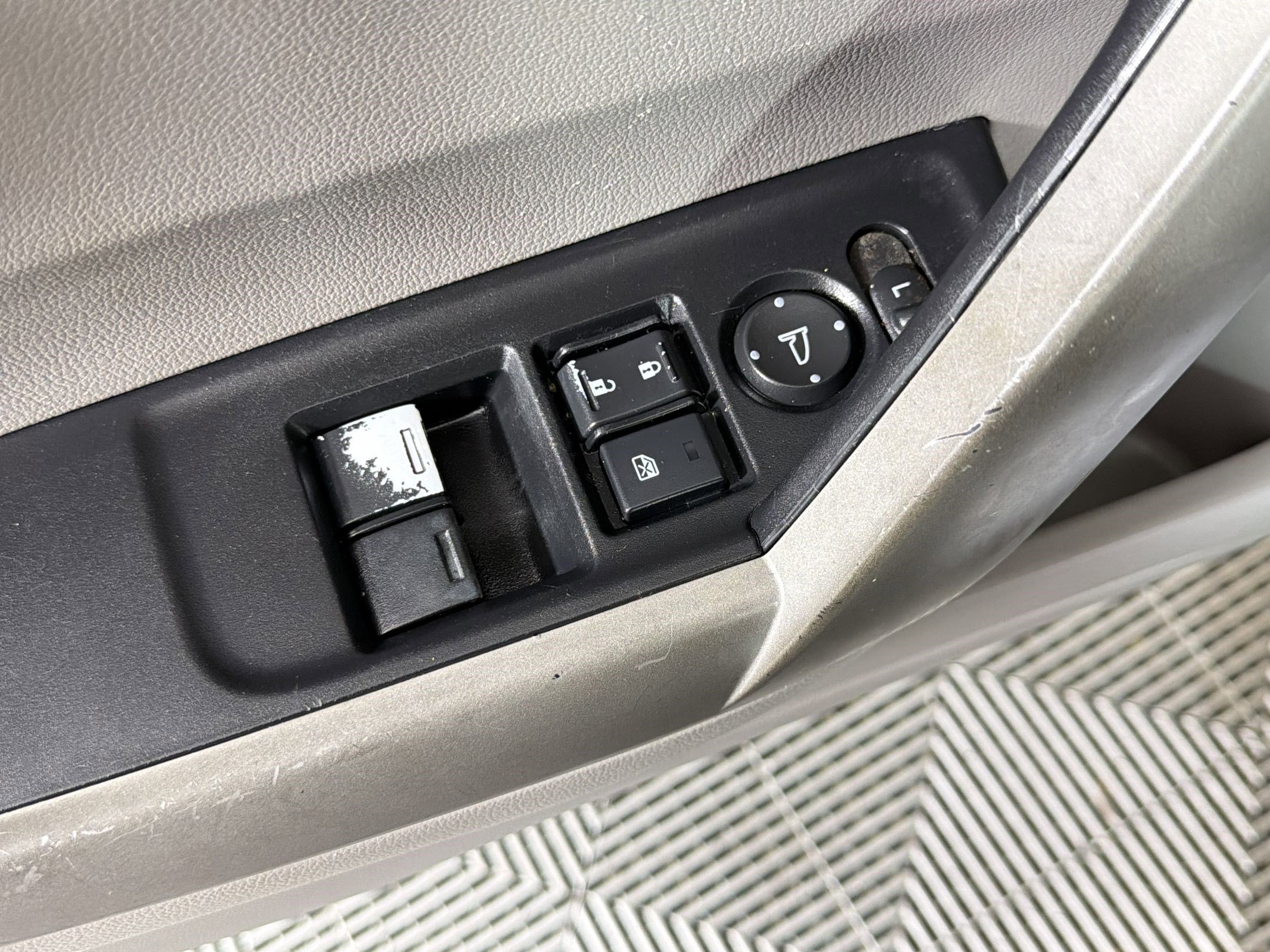Used 2013 Honda Civic LX image 17