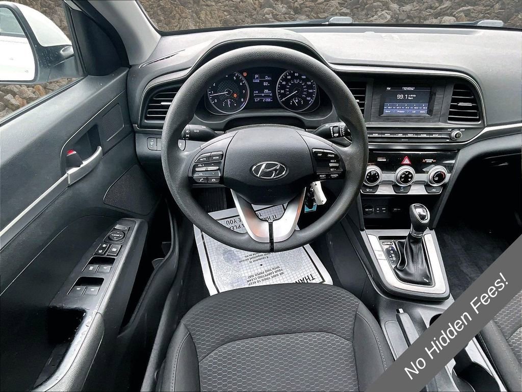 Used 2019 Hyundai Elantra SE w/ Cargo Package FWD image 5