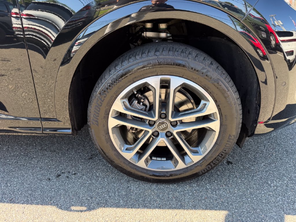 Used 2025 Audi Q5 Premium w/ Convenience Package AWD/4WD image 14