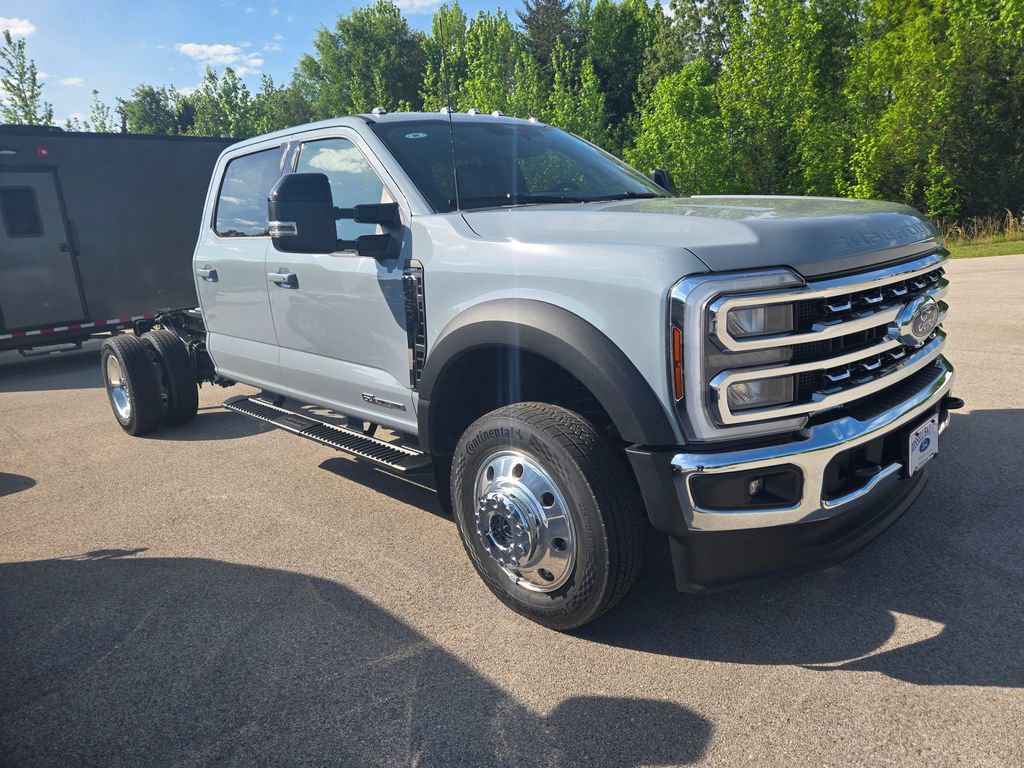 New 2026 Ford F450 4x4 Crew Cab Super Duty image 2